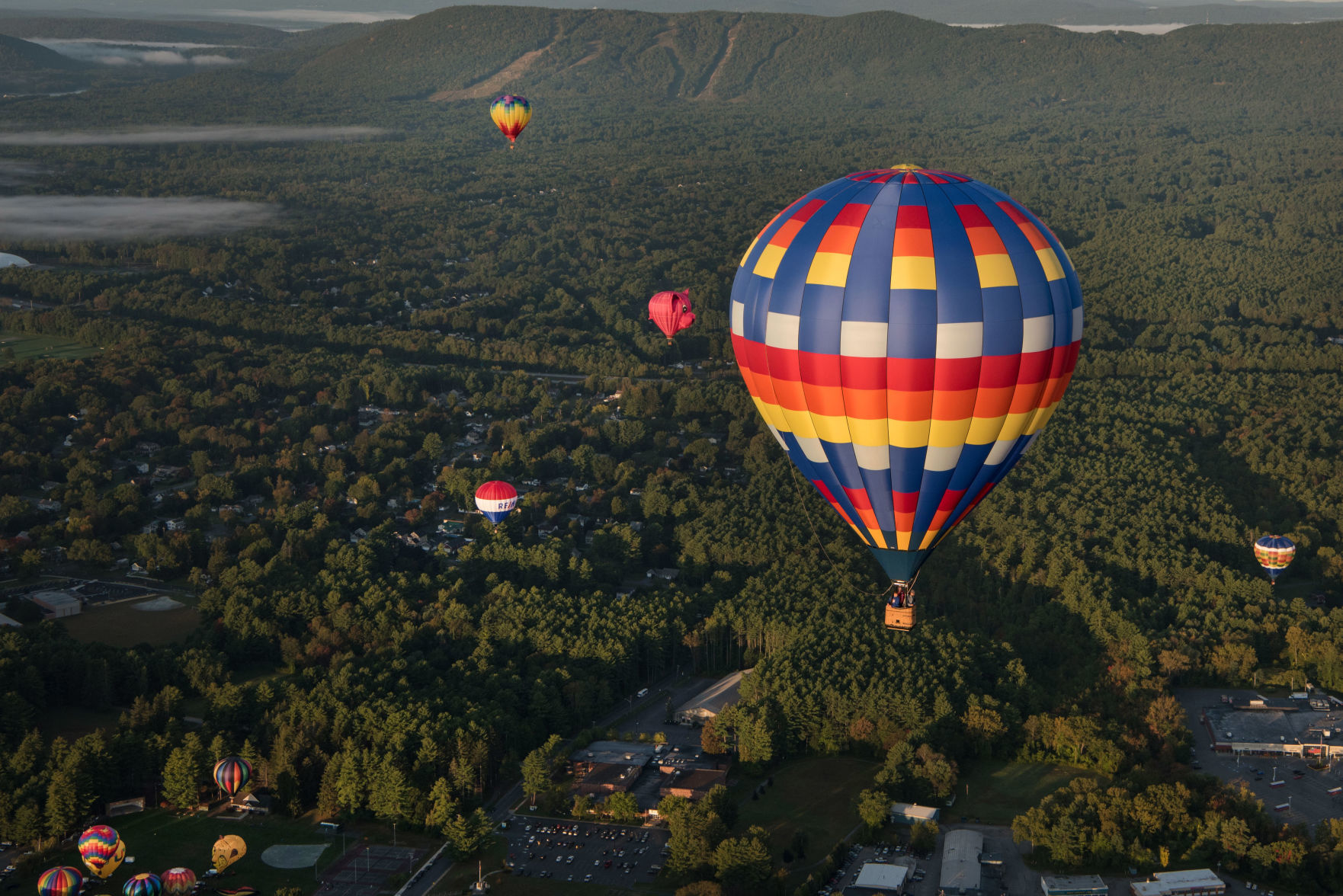 2019-FridayBalloons-7.jpg